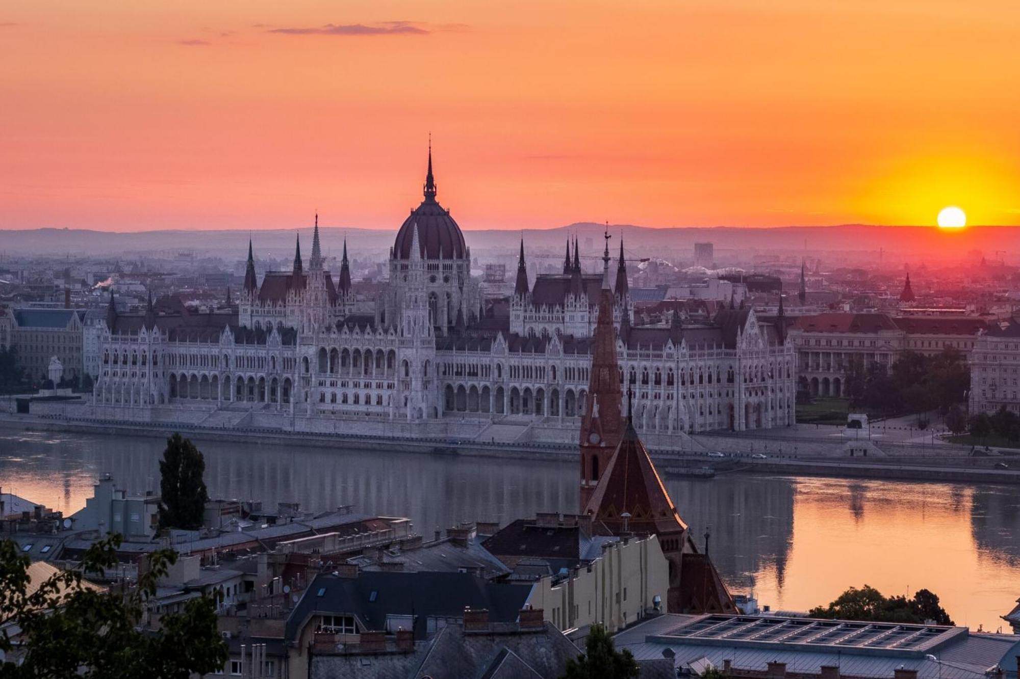 Next To New York Palace Center * Budapešť