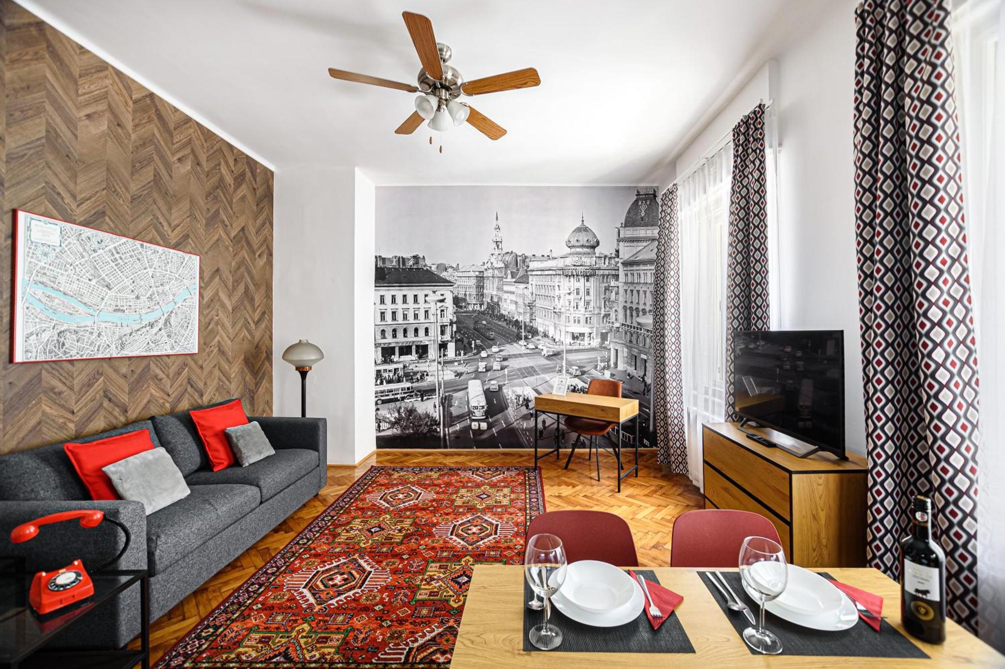 Next To New York Palace Center Apartment *